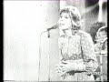 re-nada-ma-che-freddo-fa-la-finestra-di-fronte-parody.html