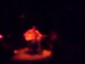 mardi 13 novembre 2007 vic chesnutt vient sur sc�ne apr�s okkervil river. il est accompagn� d'une partie de l'�quipe qui l'accompagne sur 
