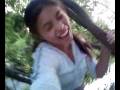 videos de Nkia , Mee & Cheverny Climbing in a tree xD