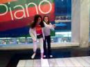 we were at fao schwarz in the citayyy nd we saw this big piano nd we had to try it
we tried playin jingle bells!! lol
we had so much fun!!!