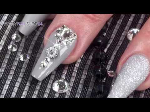 TrendStyle: Nailart Strasssteine