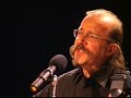 website : http://jilber.fr
jilber fourny chante les po�tes au printemps des po�tes de champigneulles le 17 mars 2007.
---
dans son spectacle solo 