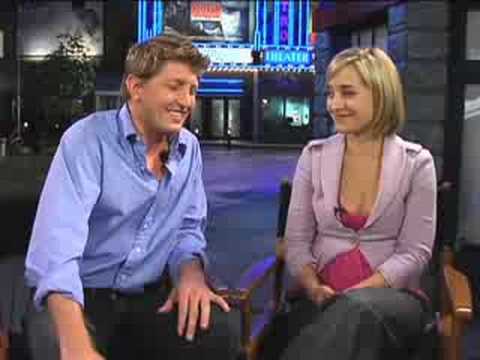 TheCWSource - Allison Mack talks to Jason C. about new plot twists for Smallville Season 8. Including a future wedding, a possible love triangle with new character Davis B...