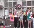 Convent Girls Singin in lufbra