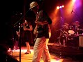 the washing machine cie, un groupe jurassien, je suis all� � leurs concerts, sa d�chire !!!!!!!!!!
sa bouge, il y en a pour tous les go�ts, de l'harmonica, une voix m�lodieuse et envo�tante, une guitare douce et � la fois satur�, une batterie qui impose le rythme et une basse qui donne un son profond.
rendez vous sur leurs site www.wmcie.fr.st
et sur leur myspace www.myspace.com/thewashingmachinecie
toute les dates de leurs concerts sont sur le site et rendez vous au moulin de brainans le 17 mars 2007.