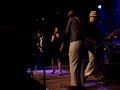 the washing machine cie, un groupe jurassien, je suis all� � leurs concerts, sa d�chire !!!!!!!!!!
sa bouge, il y en a pour tous les go�ts, de l'harmonica, une voix m�lodieuse et envo�tante, une guitare douce et � la fois satur�, une batterie qui impose le rythme et une basse qui donne un son profond.
rendez vous sur leurs site www.wmcie.fr.st
et sur leur myspace www.myspace.com/thewashingmachinecie
toute les dates de leurs concerts sont sur le site et rendez vous au moulin de brainans le 17 mars 2007.