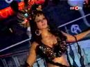 website: http://www.zoomtv.in

infamous for her bold statements, rakhi sawant wonders if she can make veterans like anupam kher, om puri, prem chopra and paresh rawal run around her (in buddha mar gaya), then why not shahrukh khan.

this item girl, who claims to have it in her to make people laugh as well as cry, just doesn't seem to understand as to why she doesn't get offered roles similar to those of the legend smita patil.
