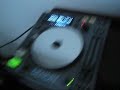 LUIGI VENTRIGLIA MIXA CON CD PLAYER DENON DN-S1000 E MIXER VESTAX PCM-280 PRO DEMO