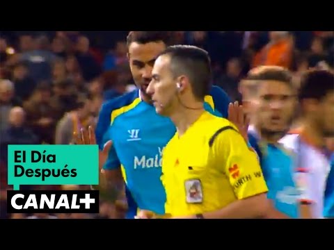 Sevilla - Tres penaltis en menos de 25 minutos, mucho trabajo para el árbitro en el Valencia – Sevilla, que finalmente se saldó con la victoria de los valencianos 3-1. Diego Alves sonríe porque,...