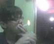 videos de NKI Serebii Prende un Cigarro