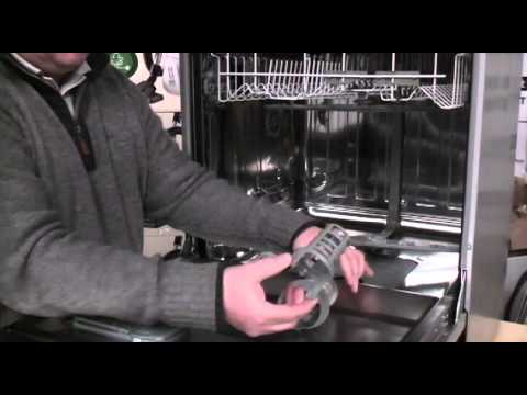 how to fit door on beko dw601