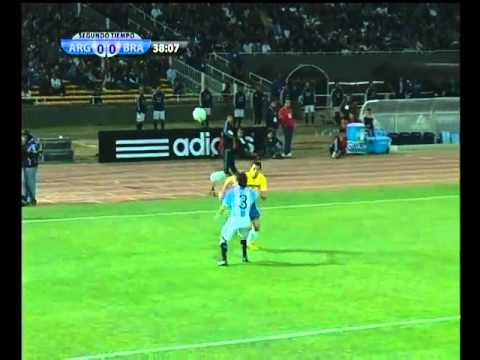 Leandro Damião vs Argentina (narração argentina)
