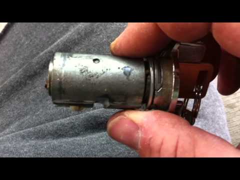 73-91 GM Truck Column Teardown 3 – Ignition Lock Cylinder and Upper Housing