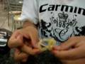 comendo uma cebola