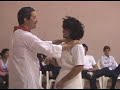 Jovenes representando parabolas de Jesus