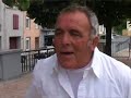 1er p�tanque ovalie juin 2007
http://www.stade-lavelanetien.com/
p�tanqu'ovalie, qu'es aco ?
il s'agit d'un concours de p�tanque destin� aux rugbymens.
mais des concours de p�tanque il en existe des milliers...
certes, mais celui-ci sera fol-klo-ri-que. il verra participer des stars du rugby fran�ais, anciens joueurs, joueurs actuels... quelques noms ont �t� avanc�s comme christian califano, christian labit, jean-louis jordana, patrick est�ve, olivier et philippe carbonneau, jean-marc au� et d'anciennes gloires comme aldo quaglio, guy colomine ou encore elie vaquerin... ce concours est labellis� par le comit� de midi-pyr�n�es.
l'originalit�, le folklore, c'est quoi ?
d'abord le concours en triplettes s'inspirera des tournois de rugby � vii.
�a devient int�ressant...
d'autant que l'�quipe gagnante se verra offrir un bouclier !! oh pas celui de brennus! ah ! j'allais oublier : pour participer il faudra que les joueurs portent le maillot de l'�quipe qu'ils repr�sentent. rends-toi compte, on pourrait avoir une opposition lavelanet -- stade toulousain...