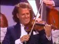 Andre-Rieu-playing-S
