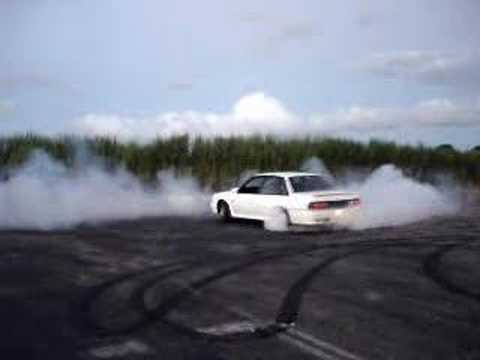 HDT VK SS Group 3 Burnout - ADC