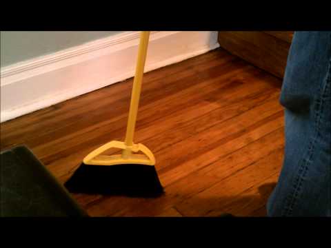 3/7/2012 -- Broom stands on its own = debunked as normal transfer of weight