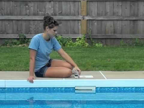 how to find a leak in a vinyl pool