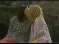 liv tyler and kate hudson kiss from dr t and the women
