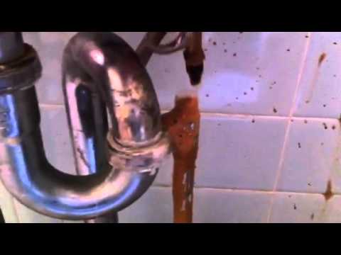 how to unclog rust in water pipes