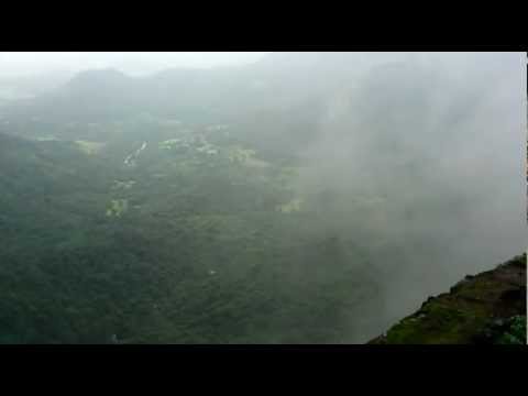 how to reach malshej ghat from mumbai by train