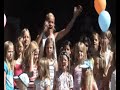 Linda Bengtzing \"Alla flickor\" med k�r