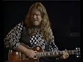 Warren Haynes plays the blues. Warren Haynes plays the blues.
