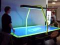 videos de FireClaw and Elliot play air hockey