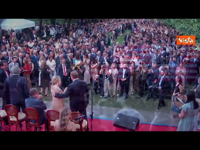 Ambasciatore Usa saluta ospiti festa 4 Luglio: "Grazie, l'America vi ama. Godetevi nostri hamburger"