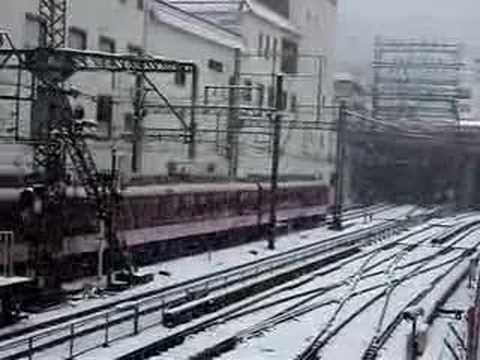 近鉄生駒駅前から雪の日