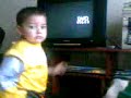 Bauti keriendo agarrar el logo dl DVD.3gp