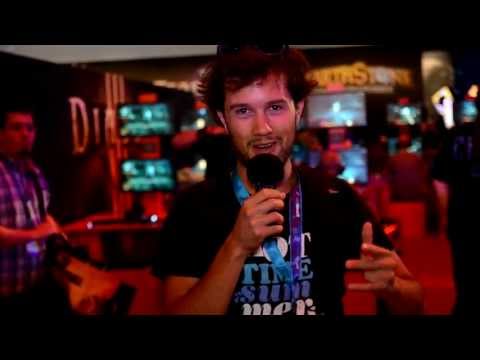 Blizzard press tour - Visite du gigantesque stand Blizzard à la Gamescom 2013. http://www.mamytwink.com Facebook : https://www.facebook.com/mamytwink Twitter (Mamytwink) : https:/...
