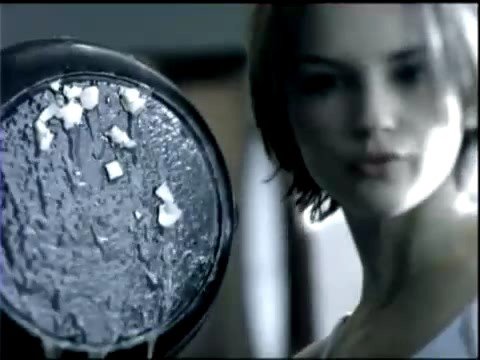 Rachael Leigh Cook