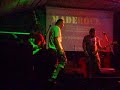 tengo que aguantar en maderock
