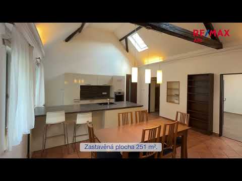 Video Prodej rodinného domu 8+kk s komerčními prostory v Radosticích