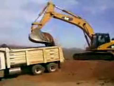 EXCAVADORA CAT - una excavadora 330DL 2009 trabajando en en mazatlan sinaloa.