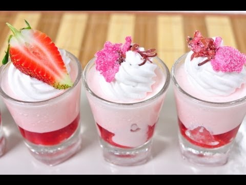 FoodTravelTVChannel - พุดดิ้งญี่ปุ่น Japanese Pudding พุดดิ้งนุ่มๆ หวานแต่ตัดด้วยความเปรี้ยวของสตรอเบอร์รี่...