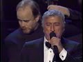 tony bennett sings 