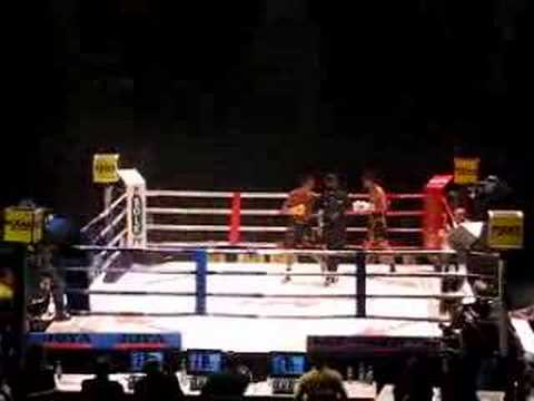 Naruepol Vs Fadi Merza Round 3