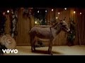 Emma Daumas J'suis Conne Official Music Video and Lyrics