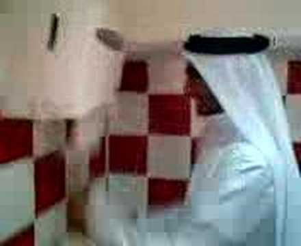 bahraini guy doing crazy stuff- بحرين