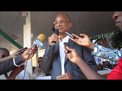 Cellou Dalein rend ses hommages á Mandéla et aux victimes de l'UFDG 