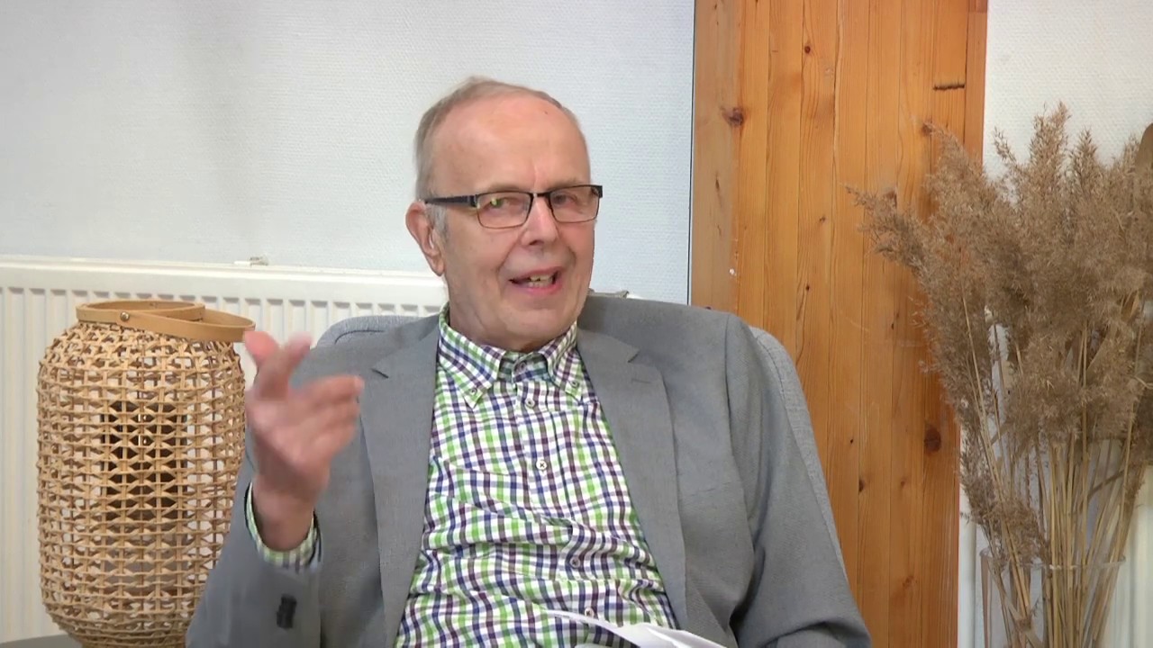 21 Jesajan kirja osat 1 ja 2 (  osa 2: 49:10)