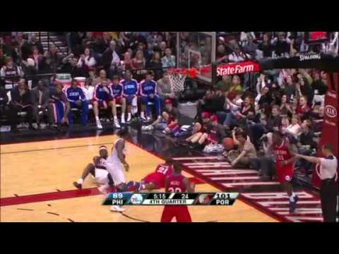 Gerald Wallace’s hustle play to Wesley Matthews