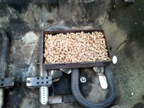 video-linktoworks-How to Use BBQ Pellets On A Gas Grill - YouTube