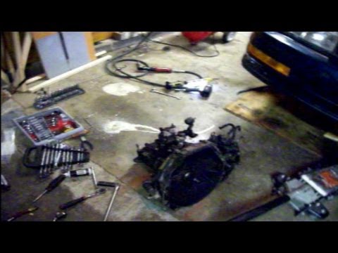 How to Remove Transmission Acura CL 97-99 (3 of 3)