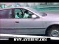 videos de Craziest car stunt ever. No driver, No Problem.