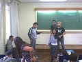 jaum levando tapa na cara